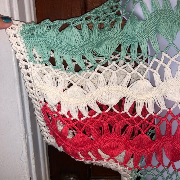 Vivid Collection Of NY Short Blouse - Picture 3 of 14